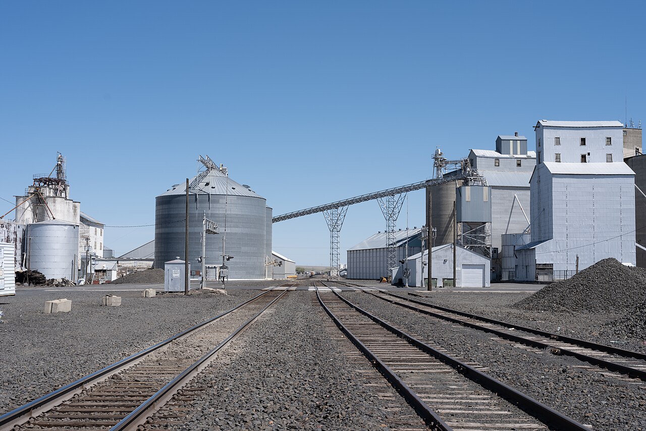 Turnkey feed mill design