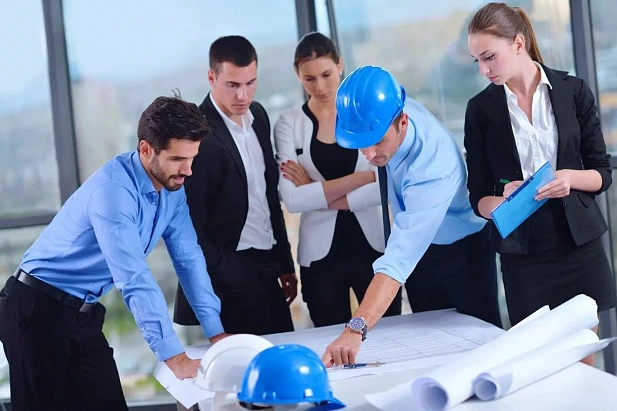 Building demolition with waste recycling