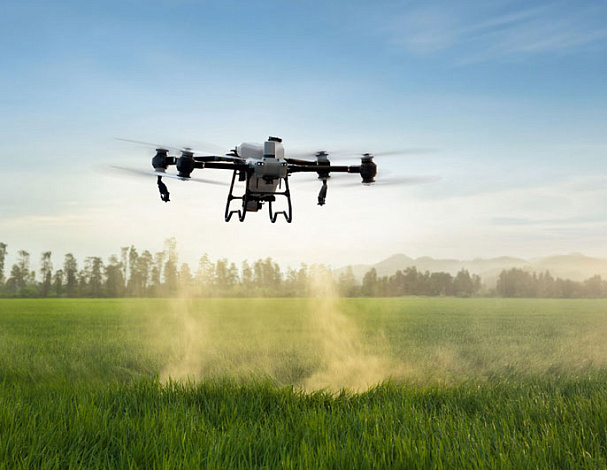 Гербицидная обработка посевов дронами